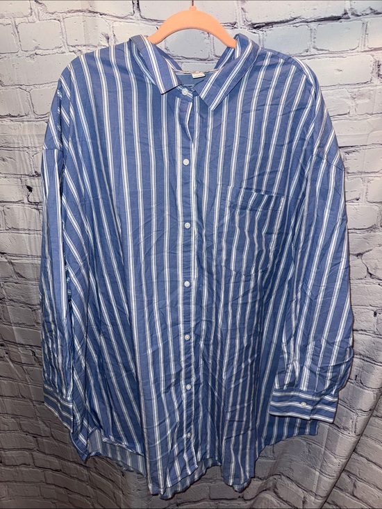 Old Navy Tops - Old Navy Blue and White Striped Women's Button-Up Blouse